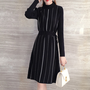 秋冬新款套头毛衣裙女韩版半高领竖条纹抽绳中长款打底针织连衣裙