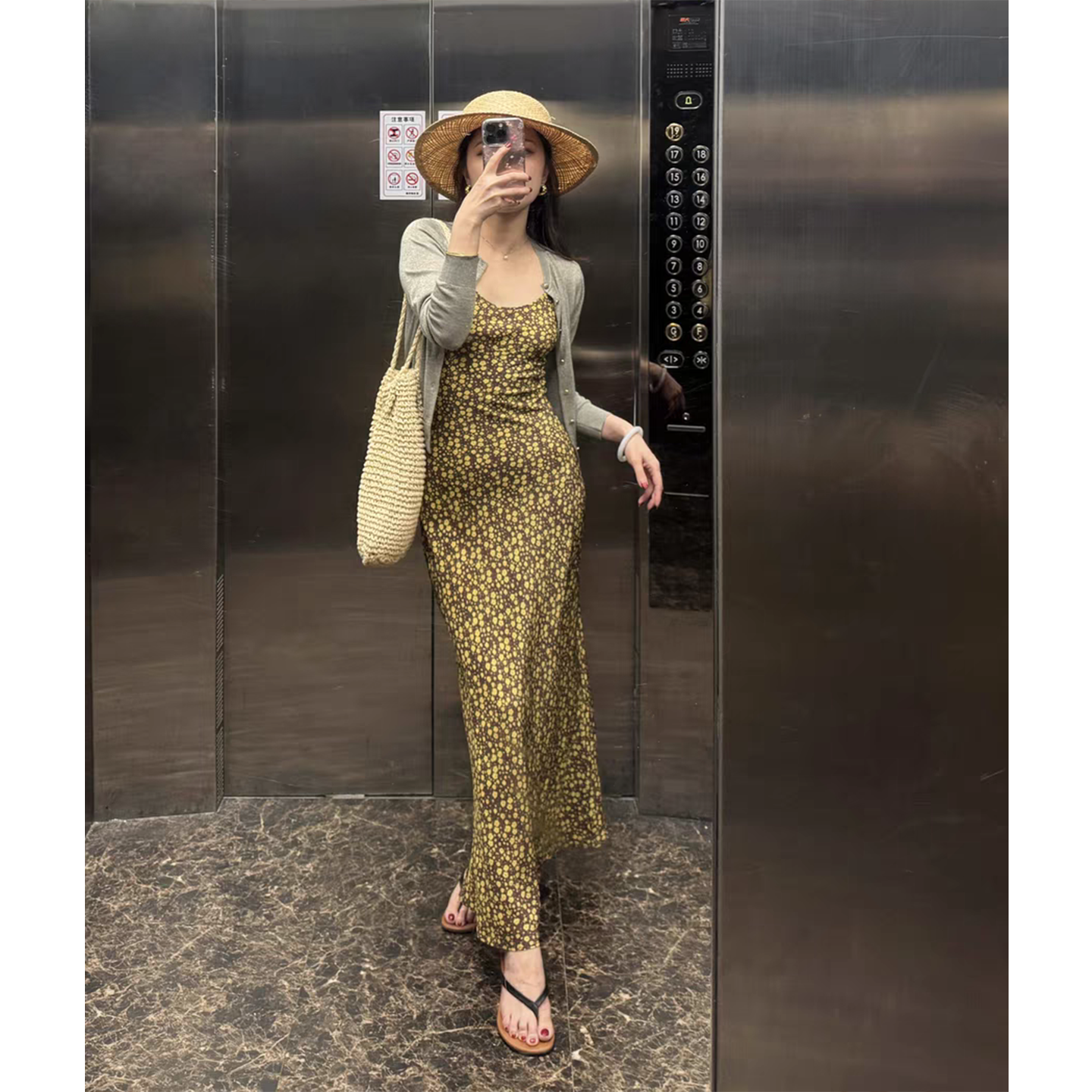 新款2026夏时尚法式轻奢显瘦6A级桑蚕丝吊带连衣裙女气质高级裙子