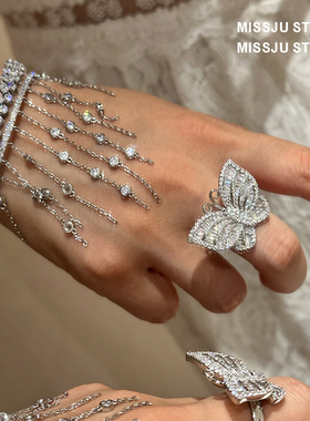 琚小姐小圆钻拼接流苏手链女
