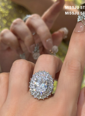 镀白金高碳钻戒指女简约椭圆鸽子蛋戒指戒指椭圆形钻新款豪华感