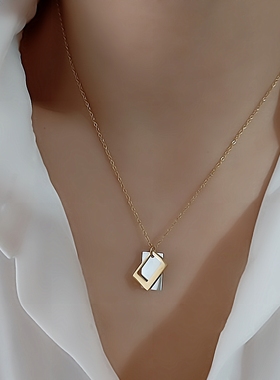 法式极简撞色LUCK几何挂坠钛钢项链女ins精致高级感轻奢锁骨链新