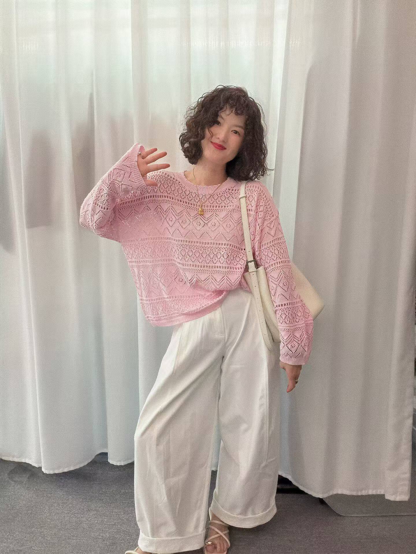 2026年春装新款时尚钩花镂空莱赛尔亚麻针织衫女圆领长袖宽松罩衫