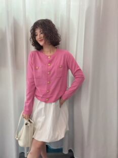 女圆领上衣潮 金属扣口袋小香风羊毛针织开衫 欧洲站2026年春装 新款