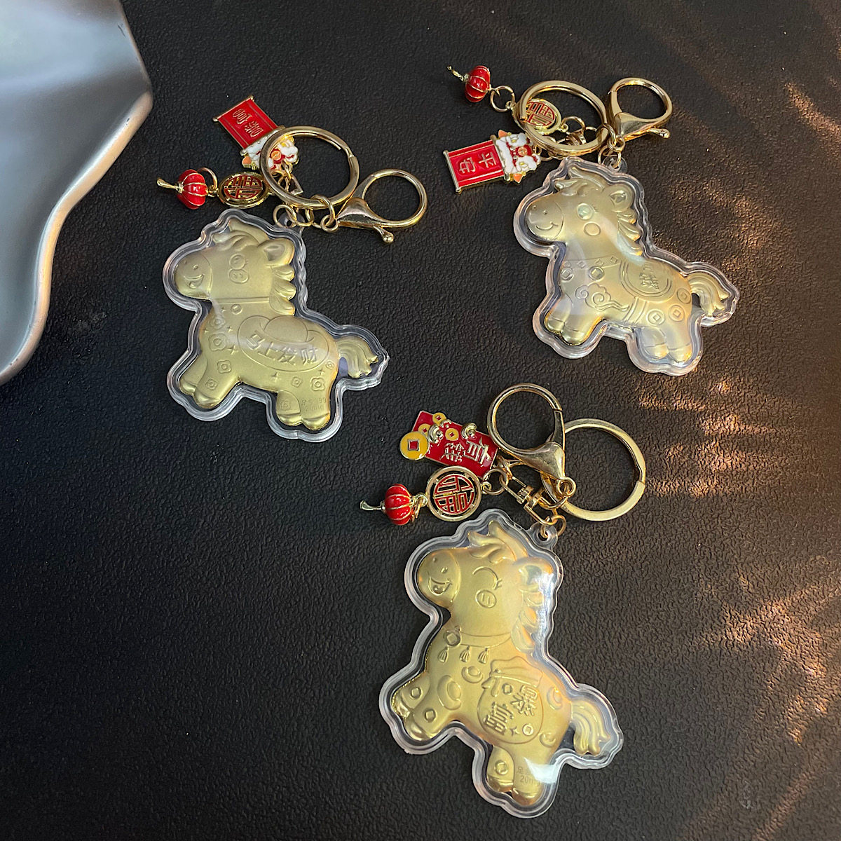 2026金色马年暴富钥匙扣金箔卡通生肖马吊坠手机链包包挂件,3C数码配件,手机挂件/手机链,淘宝优惠券,粉丝福利购,淘宝优惠卷