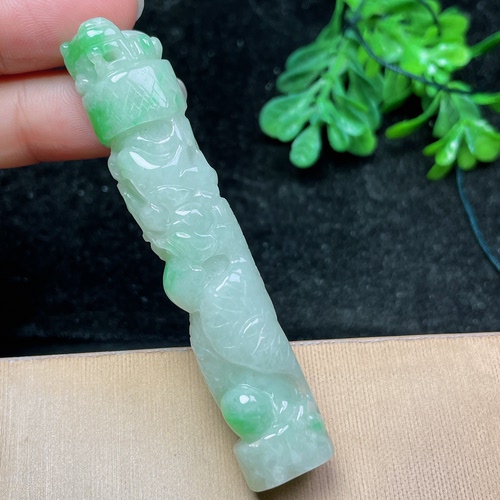 送礼佳品 翡翠A货一手货源 龙柱 翡翠龙吊坠送证书四会小李工厂店