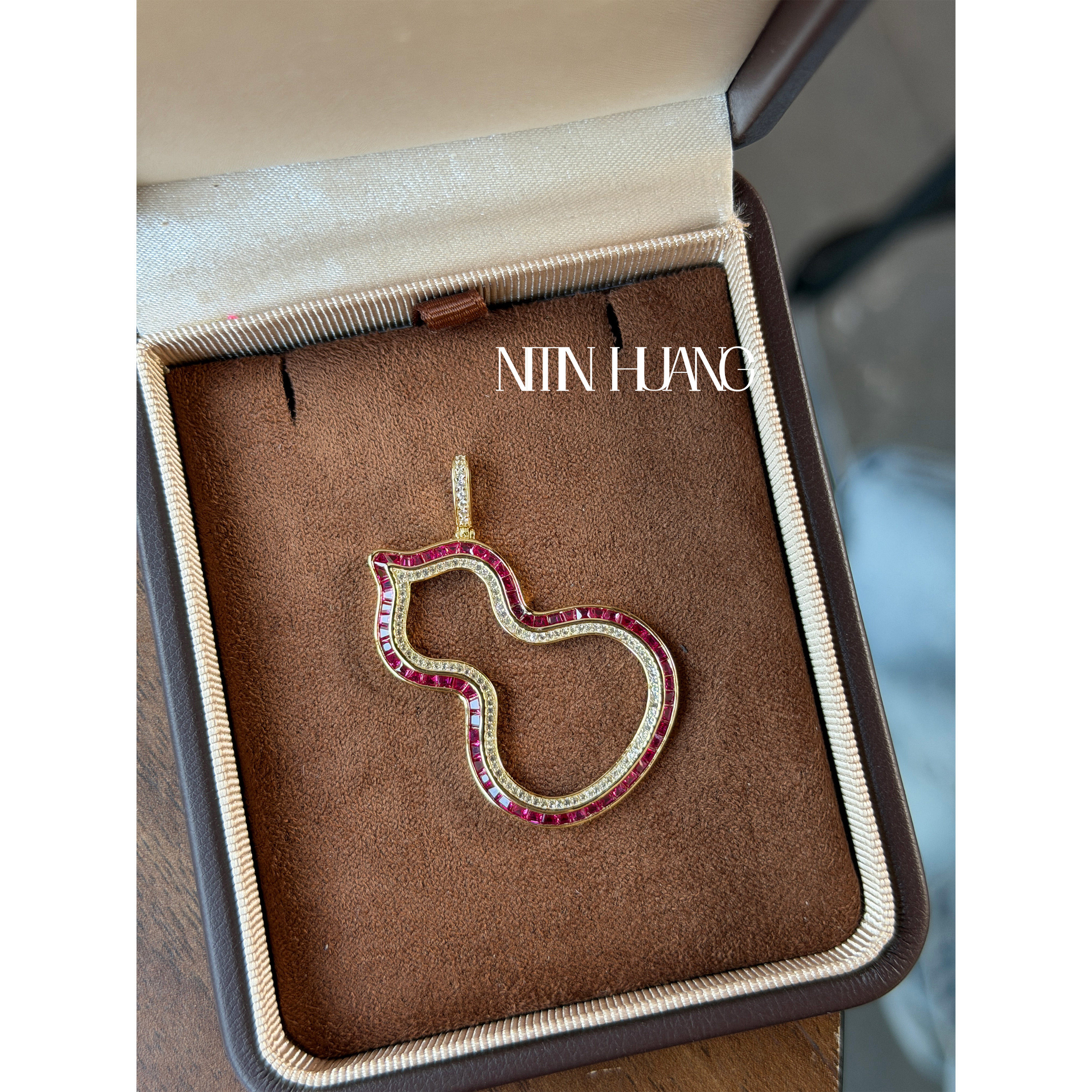 中式国风培育红宝葫芦吊坠