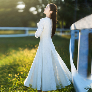 高腰修身 蕾丝花边连衣裙女秋季 开叉设计感仙气裙 伊人浮歌 5折