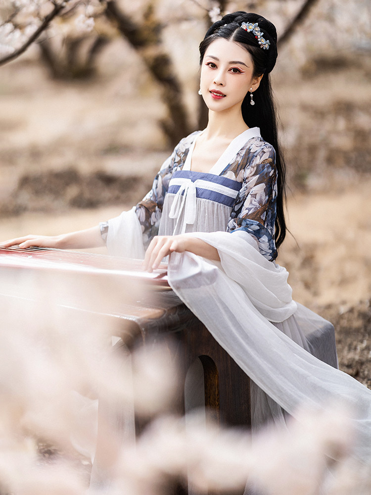 [DIANYANLUO] 당나라 한복으로 만든 가슴 높이의 언더셔츠 개선 여성은 여름철 일상생활에서 한원복과 선녀치마를 입을 수 있습니다