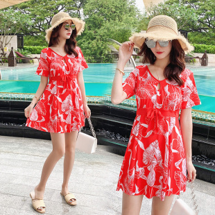 泡温泉沙滩泳池泳装 泳衣女新款 保守印花大码 遮肚显瘦短袖 连体裙式