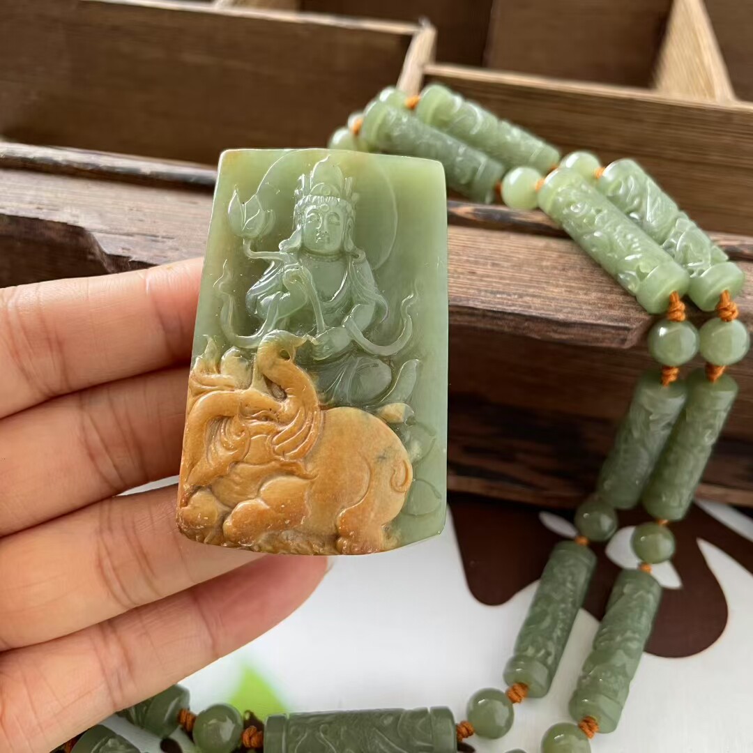 和田玉普贤菩萨挂件吊坠项链天然玉石俏色巧雕属龙属蛇的本命佛