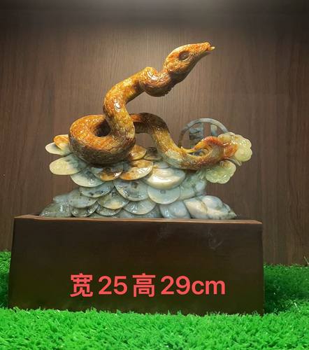 岫玉摆件灵蛇天然玉石手工雕刻
