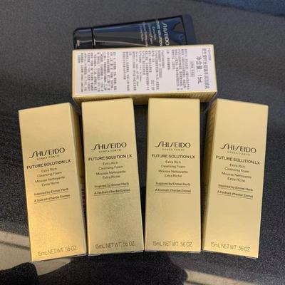 抗皱温和保湿泡沫洗面奶