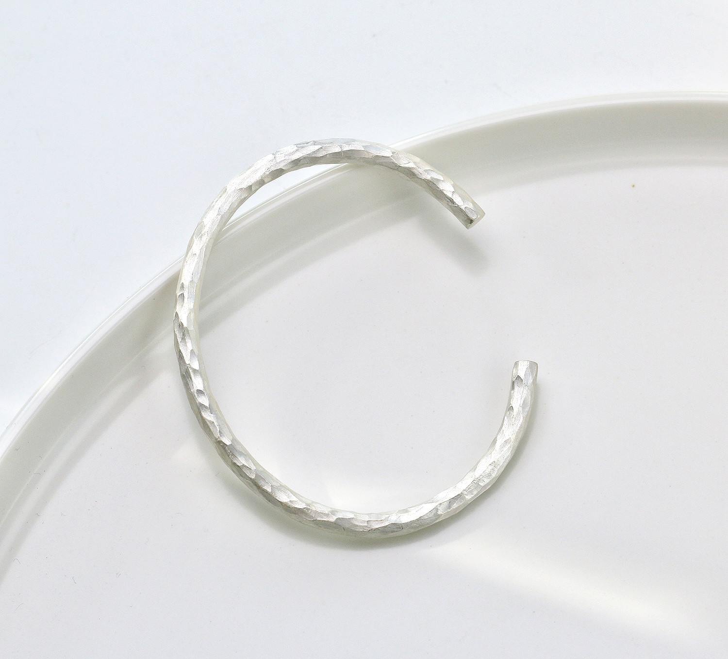 男女999足银纯银锤纹手镯开口均码古法磨砂纯手工实心正品带证