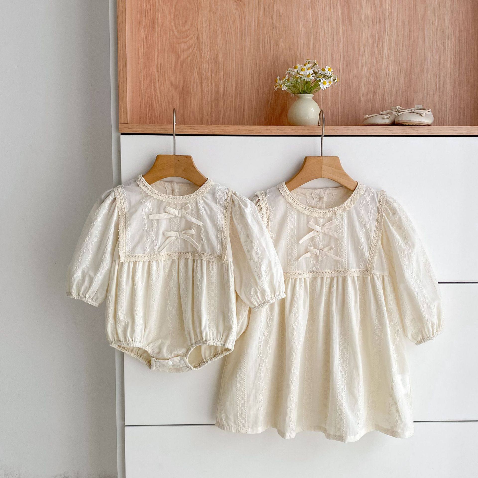 姐妹装一大一小婴儿包屁衣百天女宝宝哈衣韩版连衣裙春秋女童裙子