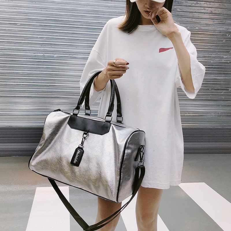 短途旅行包女夏季手提行李包旅游装衣服的包包防水皮质训练健身包