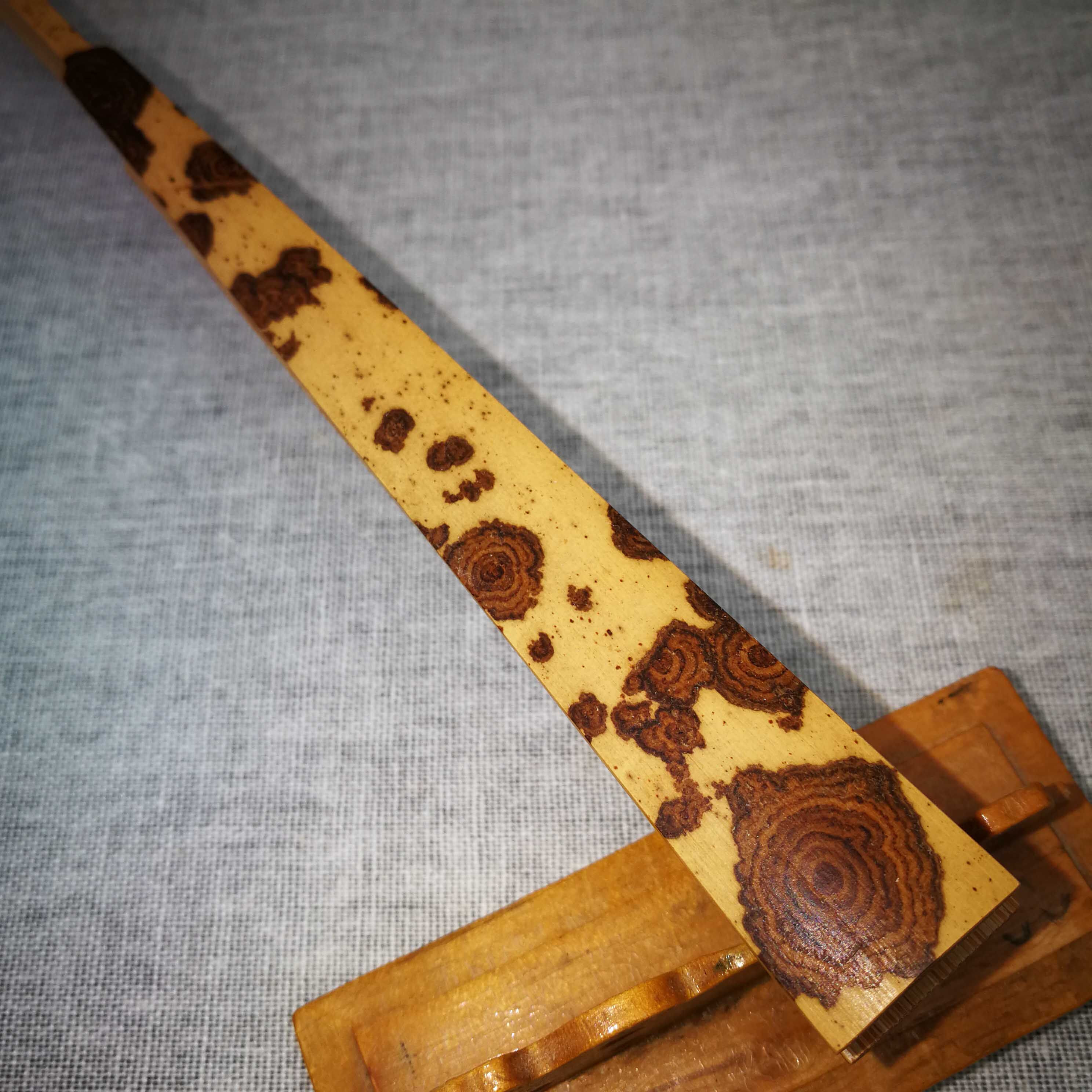 精品云南麻栗坡老云妃折扇湘妃竹紫花7.8寸苏工文玩收藏礼品宣纸