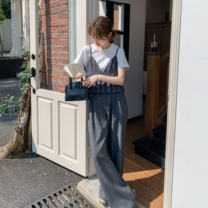 气质减龄吊带短袖阔腿裤休闲套装女2025夏新款套韩系高级感三件套