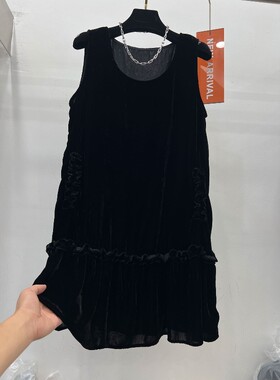 韩系甜美丝绒黑色无袖背心裙