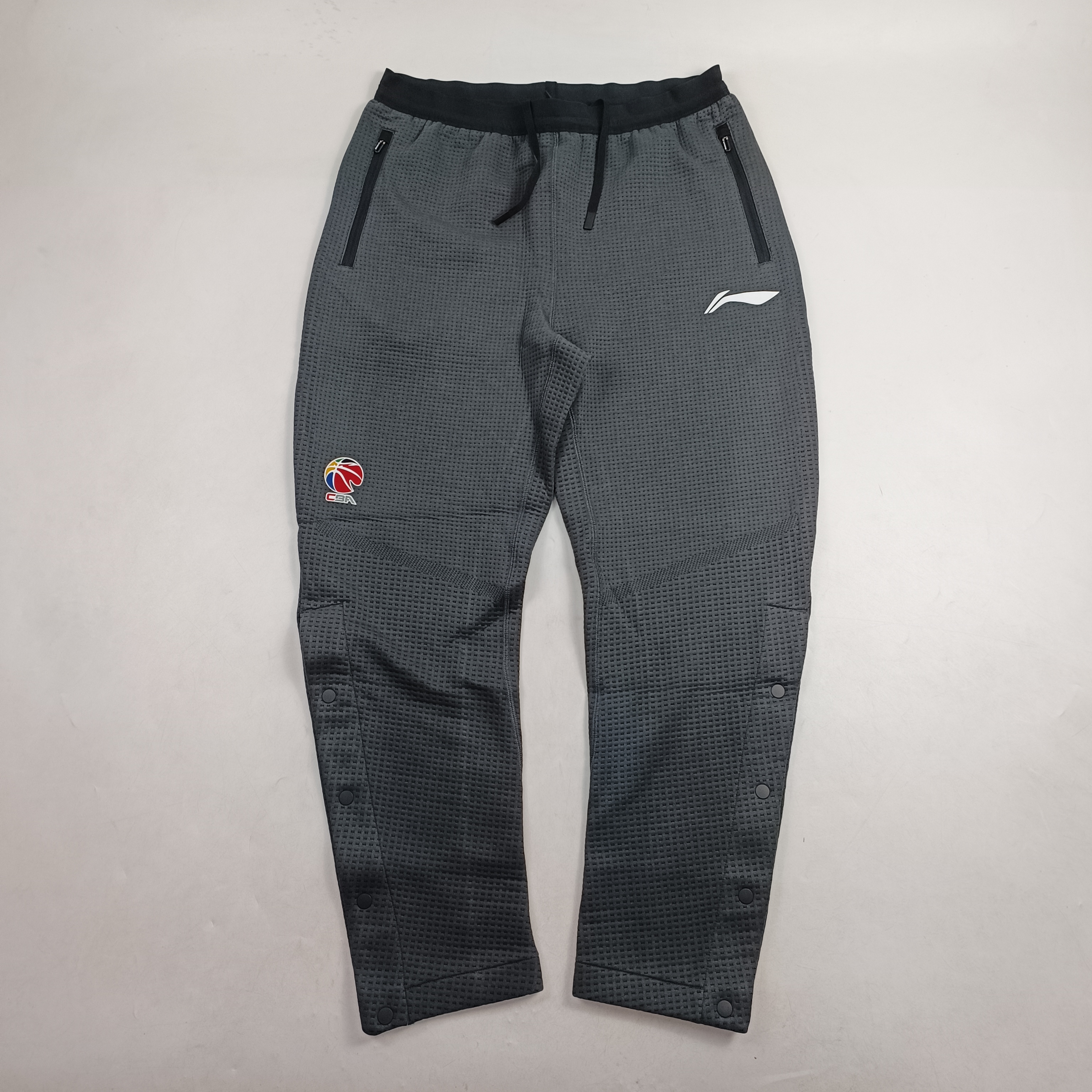 LI-NING/李宁男子专业篮球系列CBA排扣裤卫裤训练裤长裤AKLTC79-1