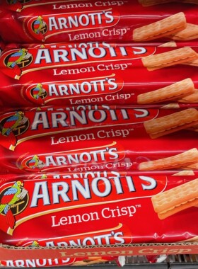 澳洲代购直发 Arnotts雅乐思奶油冻香橙覆盆子网红款威化饼干曲奇