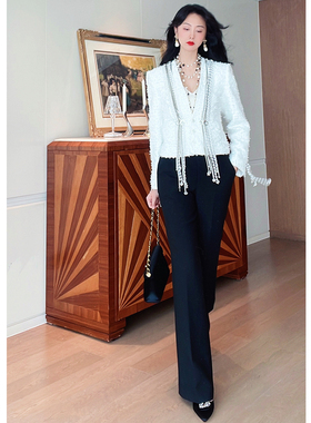 TRACY CHU 雕塑式剪裁直腿神器黑色微喇裤