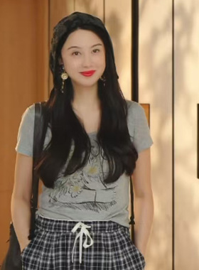 TRACY CHU混羊毛短款修身灰色辣妹雏菊T恤休闲富家千金度假松弛感