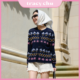 春夏新款 tracychu南法小镇 情书粉蓝花朵毛衣圆领百搭舒适休闲款