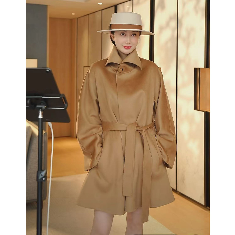 TRACYCHU时尚长袖大袖