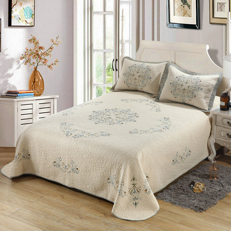 高档欧式刺绣衍缝被纯棉床盖三件套绗缝全棉防滑加厚床单夹棉床罩