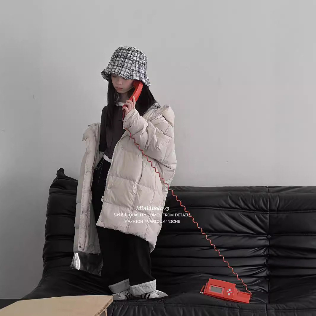嘻哈女童白色面包服2024款加厚中长款韩版防寒服纯色连帽保暖外套