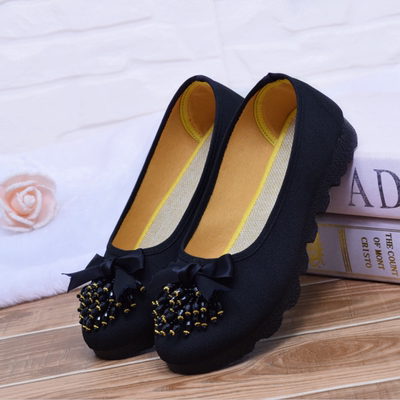 老北京布鞋特大码平底浅口妈妈鞋