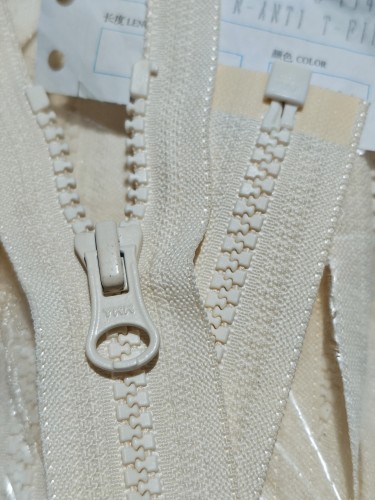 YKK树脂拉链5号单开尾高品质羽绒服外套夹克帐篷拉锁米白色62cm