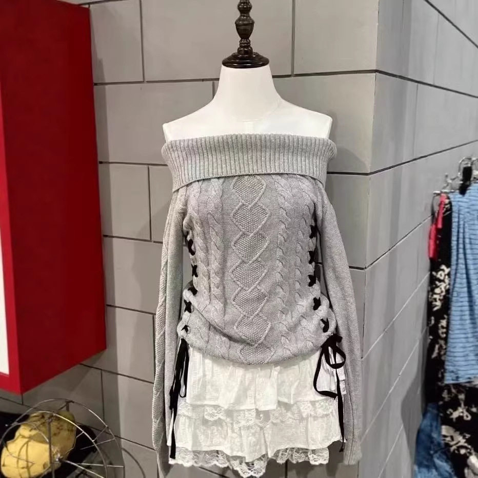 小海鸥露肩麻花针织衫