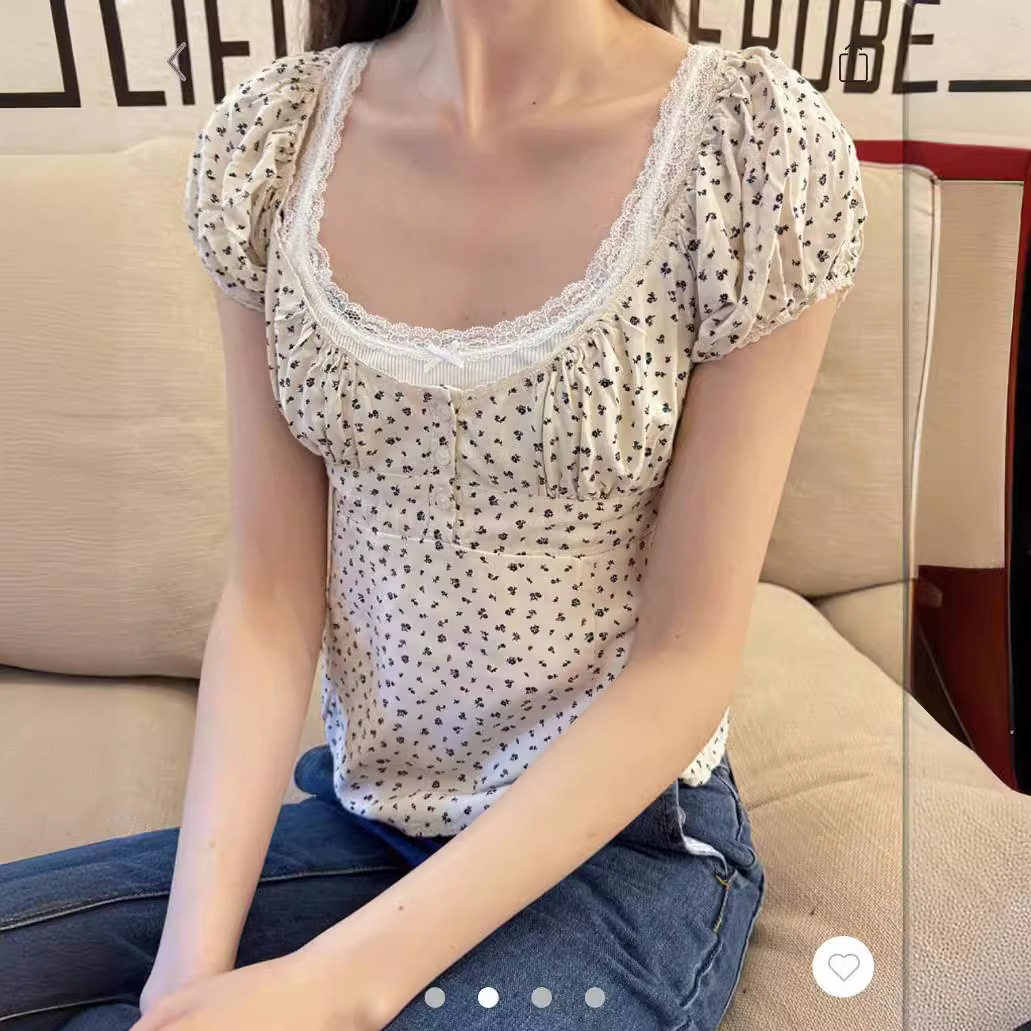 新款碎花三粒扣泡泡袖衬衫