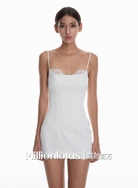 莲的百万  欲氛围拉满！白色蕾丝吊带修身包臀连衣裙