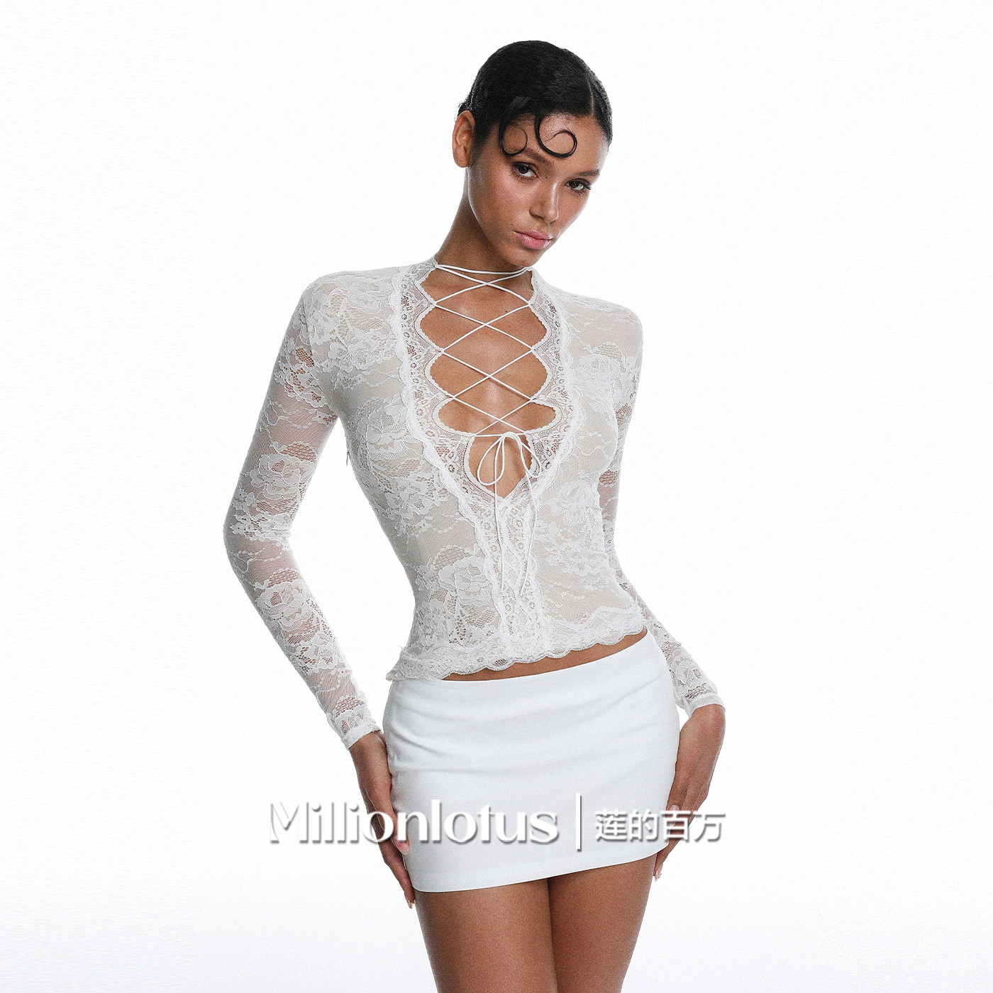 莲的百万  白色蕾丝性感交叉绑带上衣包臀短裙套装纯欲辣妹