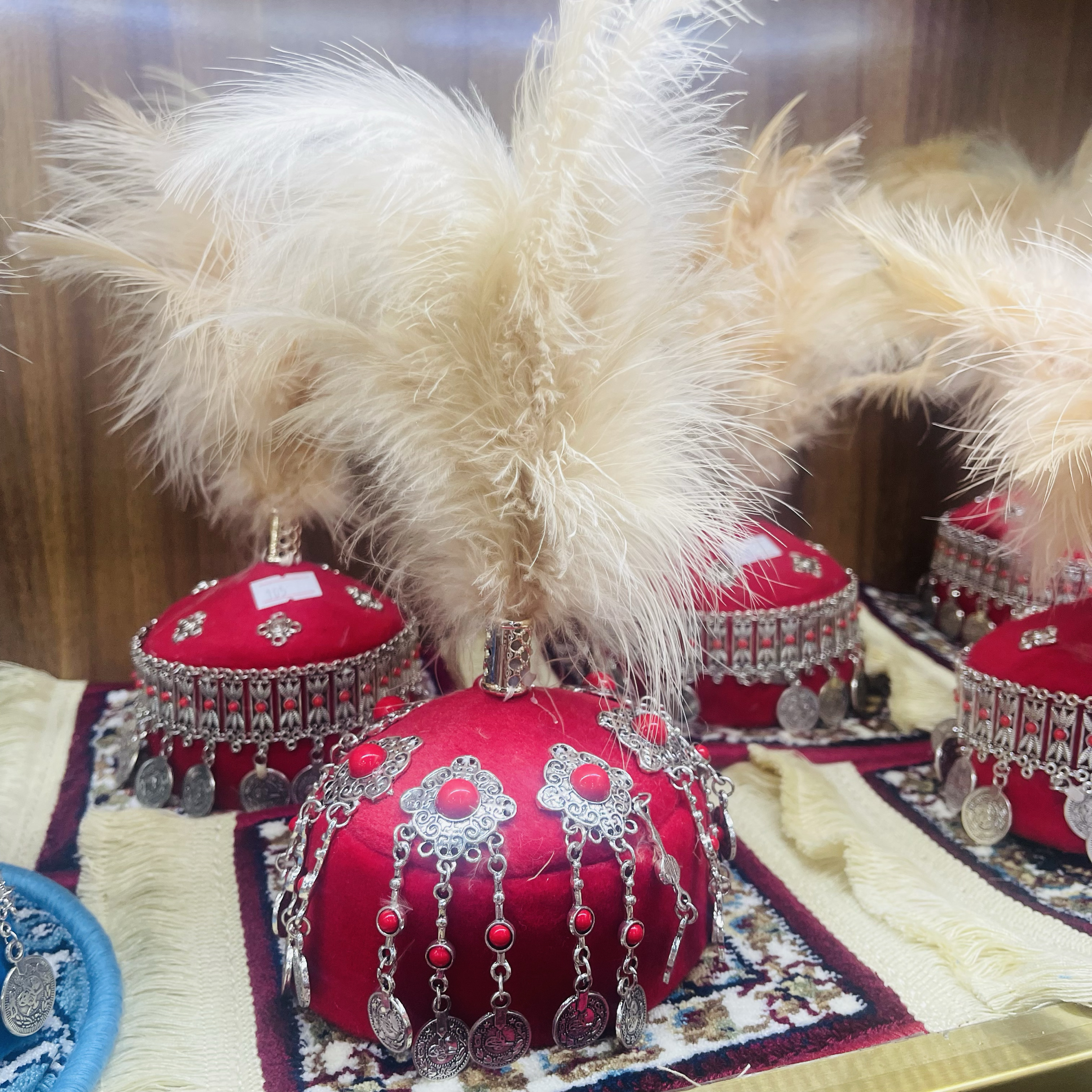 新疆伊犁舞蹈帽民族特色手工制作款烫珍珠帽新疆舞蹈小花帽圆顶