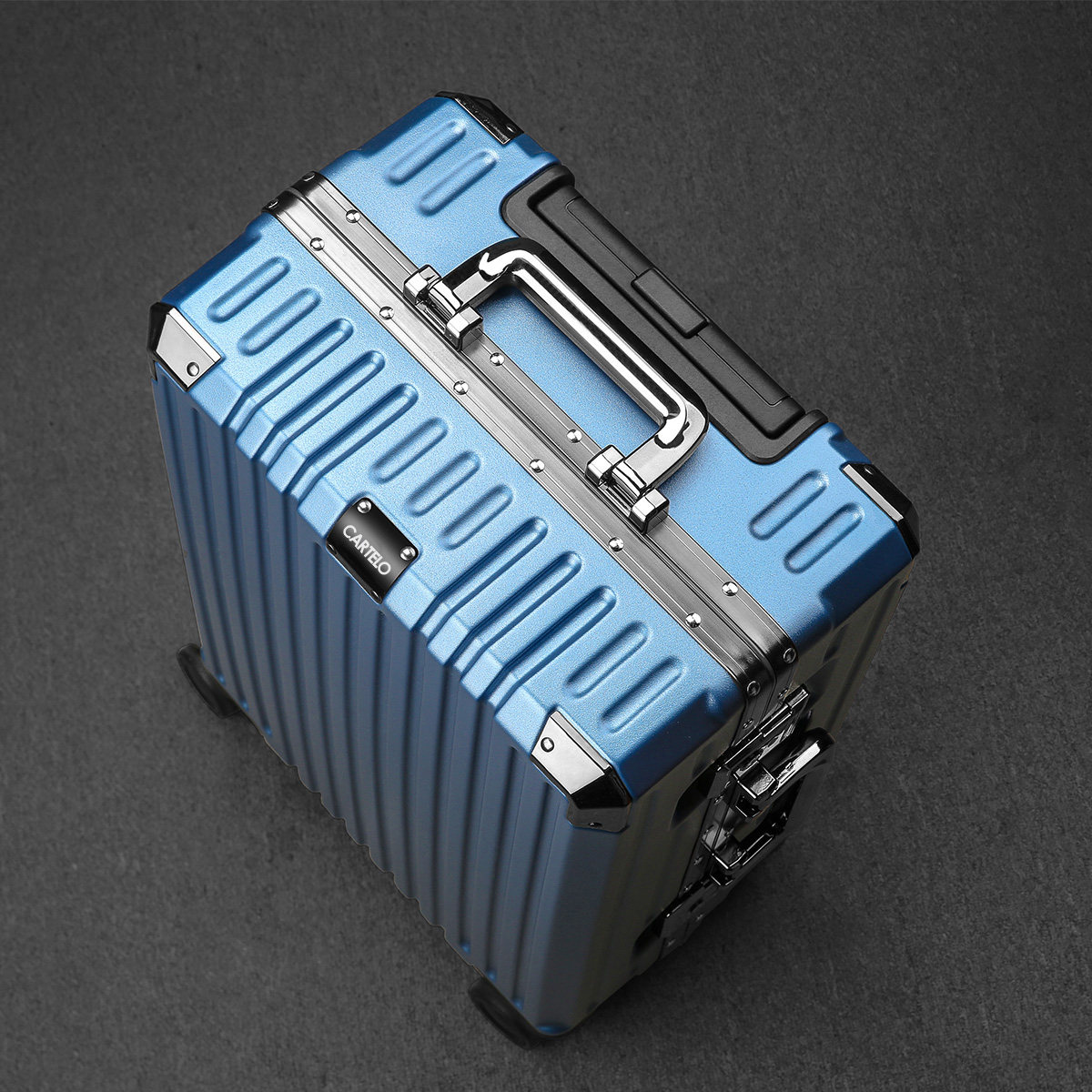 CARTELO卡帝乐鳄鱼铝框行李箱男大容量万向轮密码拉杆箱