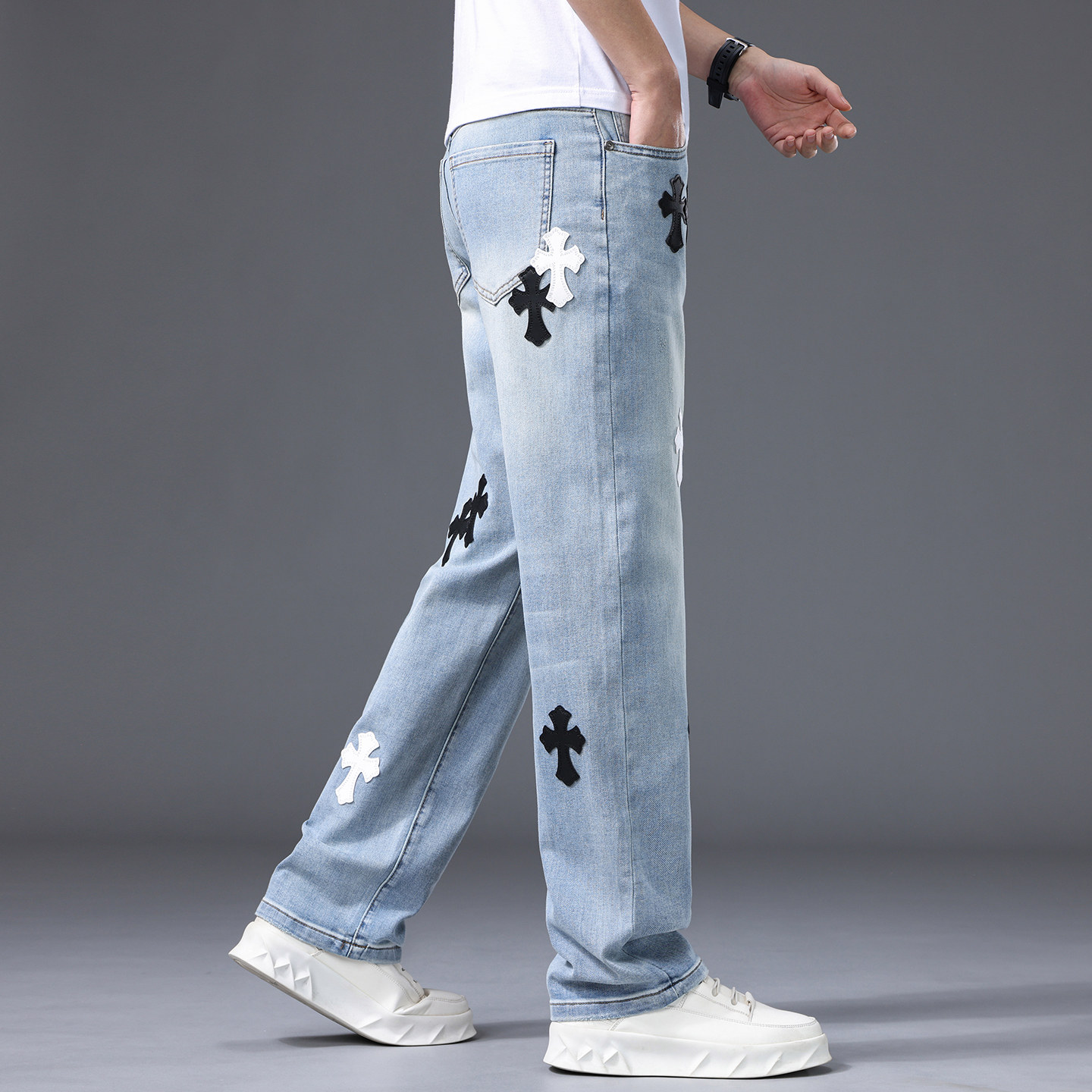 2026新款巨好看男士牛仔裤潮流今年流行爆款夏季薄款长裤子十字架