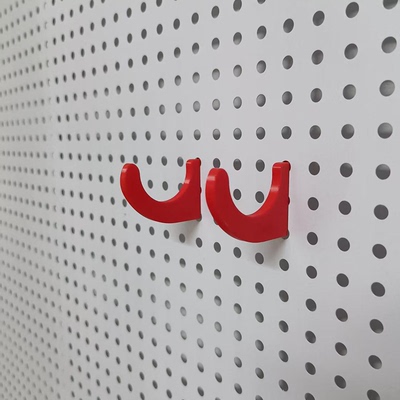 16 25圆孔洞洞板配件 挂钩鱼竿收纳支架路亚杆架展示架渔具摆放架