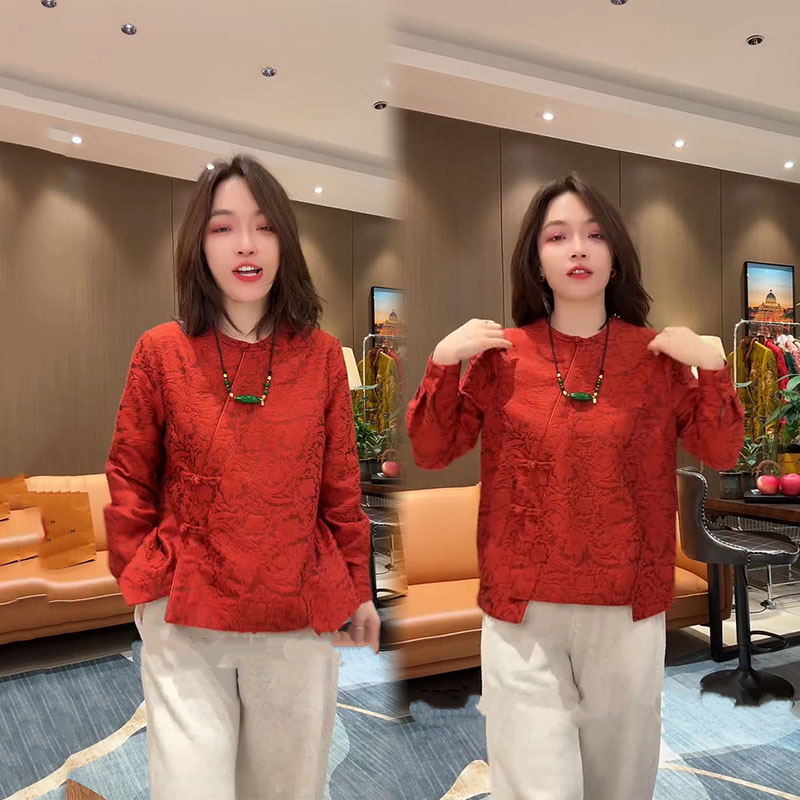 复古新中式盘扣宽松浮雕提花上衣