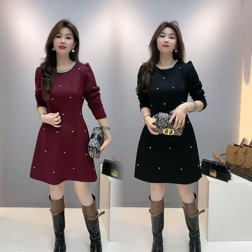 爆款重工钉珠连衣裙女2025春秋新款法式风时尚洋气圆领收腰A字裙