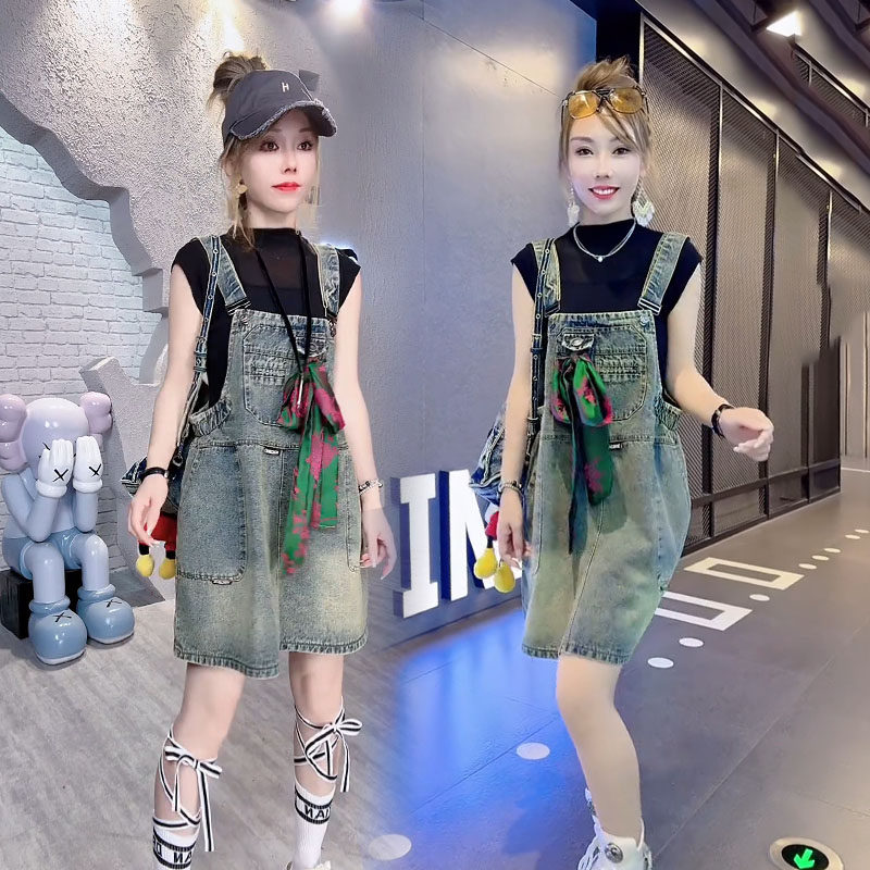 韩版时尚宽松飘带牛仔吊带连衣裙女夏季新款洋气背带裙短款休闲裙
