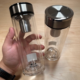 万象商务玻璃杯便携带滤网大容量金属杯盖通透杯身浑然一体耐高温