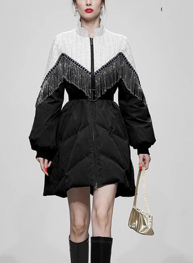 设计小众衣服轻奢羽绒服冬季女装新款撞色收腰中长款白鸭绒羽绒服