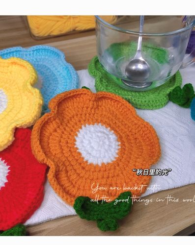纯手工钩织彩虹花朵杯垫ins风田园风杯垫拍照道具