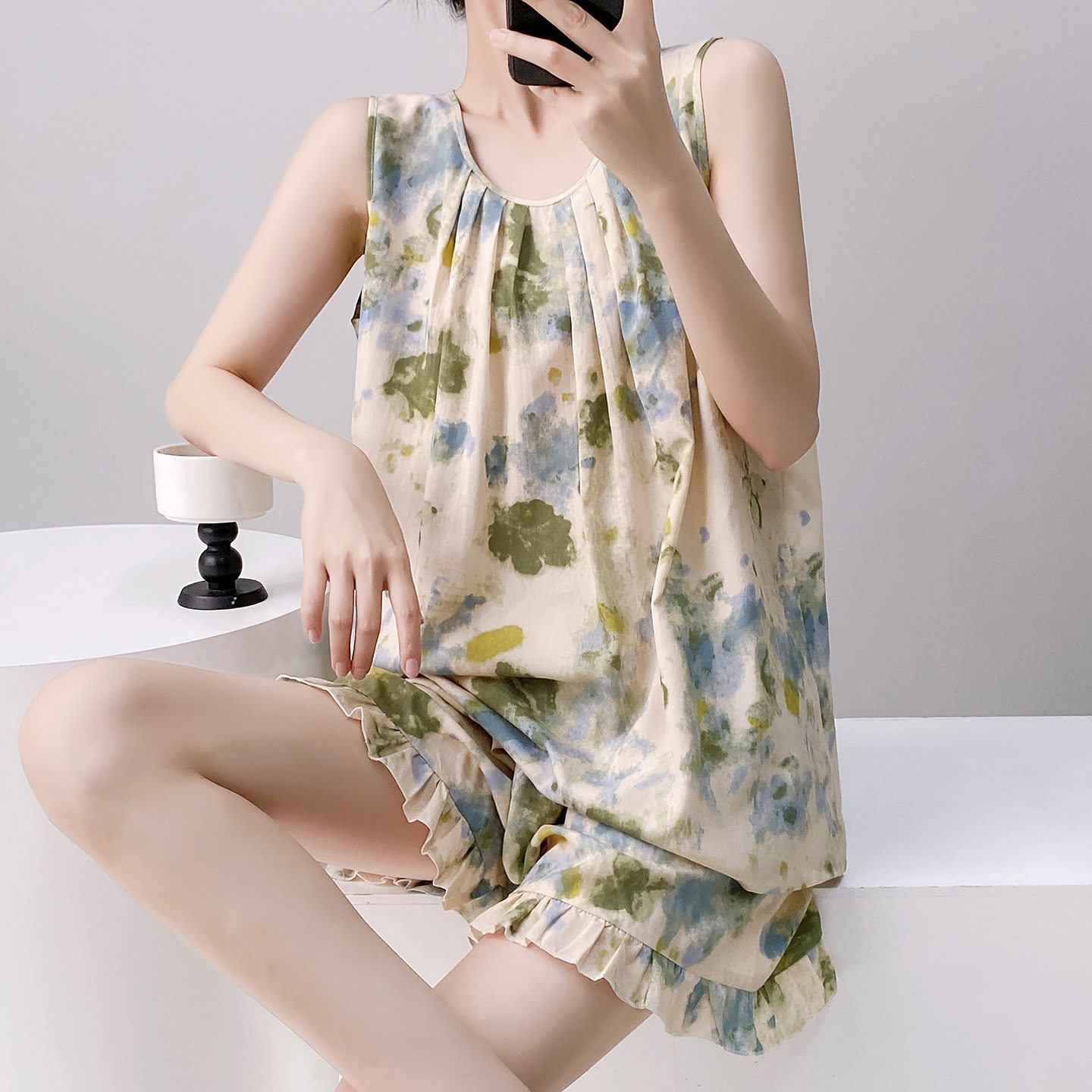 年轻人棉绸衣服东方绸睡衣棉球套装女东风尼呢黏稠背心短裤家居服