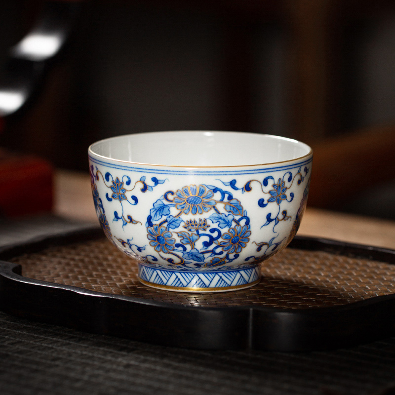 枭窑手工手绘描金画杯龙凤纹团菊