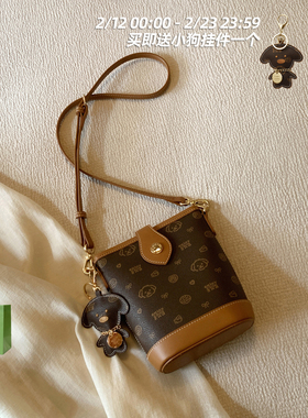 南风Chio2nd 面包小狗薄暮序曲水桶包女款2026超火单肩斜挎小包包