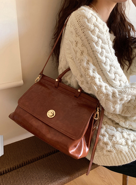 南风Chio2nd 往事邮差包包女2025新款大气手提包高级感通勤斜挎包